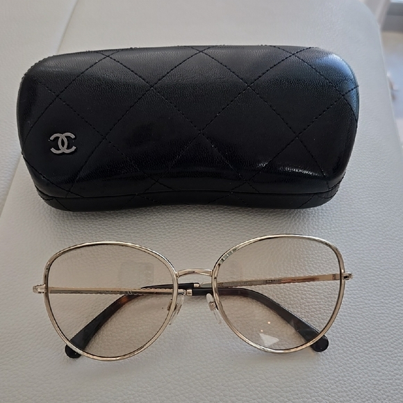 Chanel Gold Women's Sunglasses - Picture 2 of 14